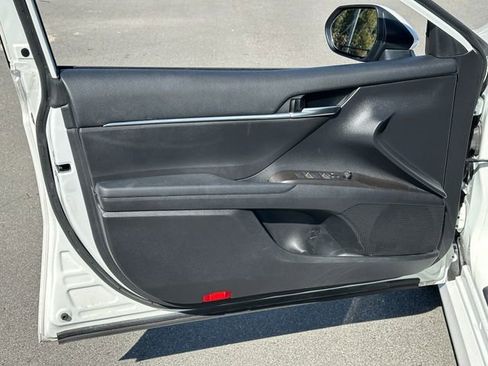 Used 2021 Toyota Camry LE w/ Audio Upgrade Package image 12