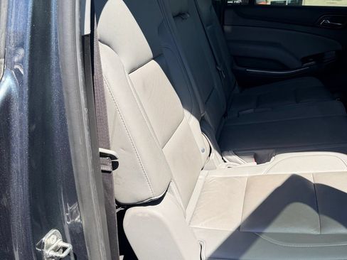 Used 2019 Chevrolet Suburban LT AWD/4WD image 14