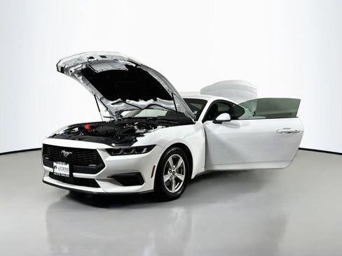 Used 2024 Ford Mustang Coupe RWD image 15