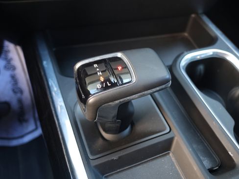 Used 2024 GMC Sierra 1500 Elevation w/ Preferred Package image 31