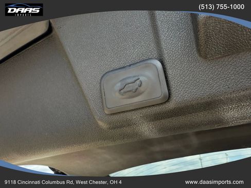 Used 2017 Chevrolet Traverse Premier image 25