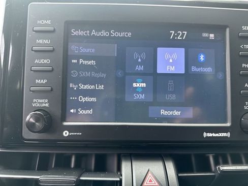 Used 2021 Toyota RAV4 LE image 17