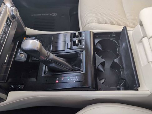 Used 2020 Lexus GX 460 Premium image 16