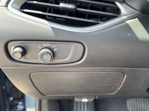 Used 2025 Chevrolet Malibu RS w/ LPO, Floor Liner Package FWD image 47