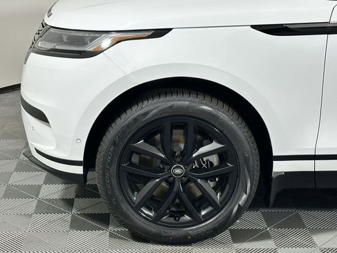 Used 2026 Land Rover Range Rover Velar S image 9