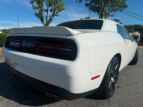 Used 2019 Dodge Challenger GT w/ Performance Handling Group RWD image 5