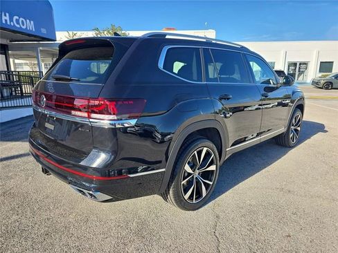 New 2026 Volkswagen Atlas SEL Premium R-Line image 3