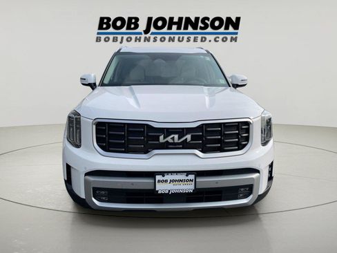 Used 2024 Kia Telluride SX Prestige AWD/4WD image 2