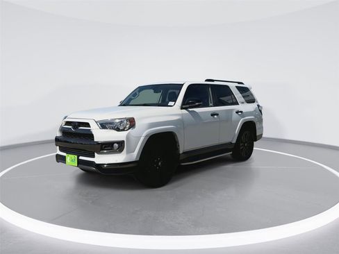 Used 2019 Toyota 4Runner Limited image 5