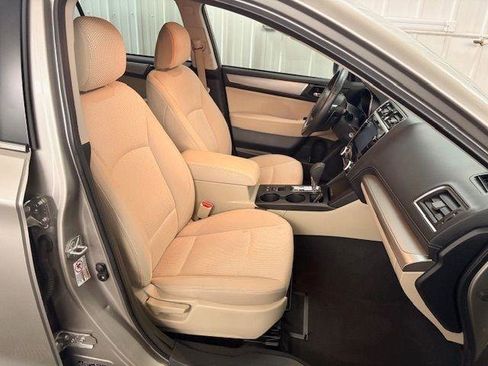 Used 2018 Subaru Outback 2.5i Premium AWD/4WD image 27