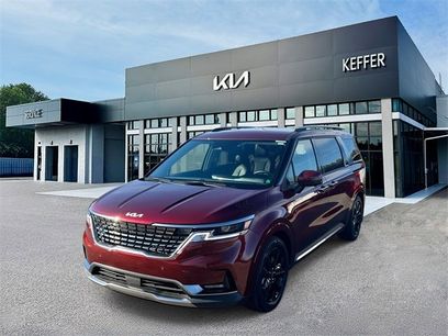 Certified 2023 Kia Carnival SX