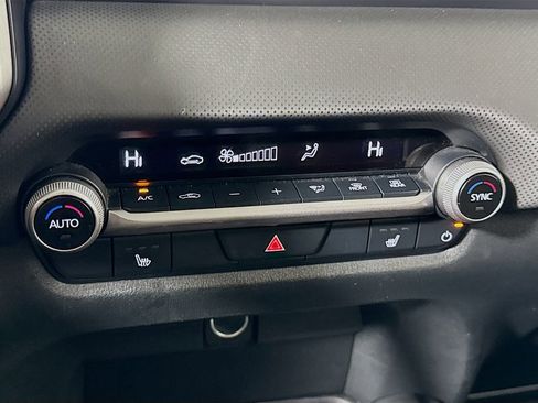 Used 2024 MAZDA CX-50 AWD 2.5 S w/ Preferred Package image 16