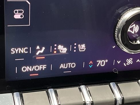 Certified 2025 GMC Yukon XL Denali w/ Sun & Power Step Package image 30