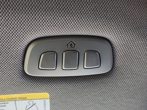 Used 2015 Ford F150 Lariat w/ Equipment Group 502A Luxury image 22