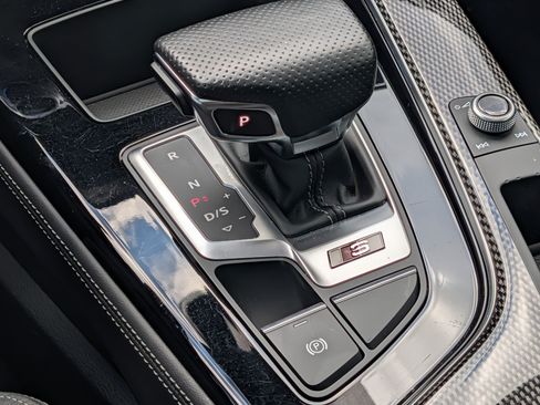 Used 2023 Audi S4 Premium Plus w/ Premium Plus Package AWD/4WD image 30