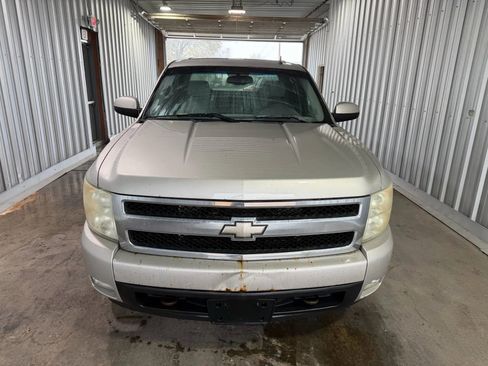 Used 2008 Chevrolet Silverado 1500 LTZ w/ Suspension Package, Off-Road image 3