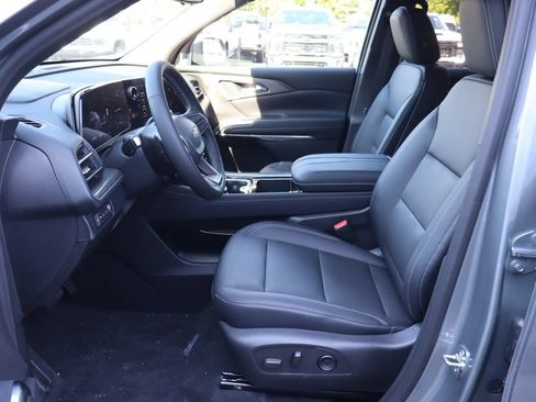 New 2027 Chevrolet Traverse LT w/ Driver Confidence Package AWD/4WD image 5