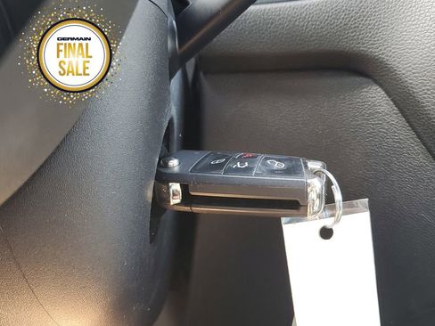 Used 2021 Volkswagen Tiguan S image 26