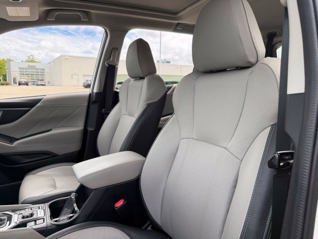 Used 2019 Subaru Forester Limited w/ Popular Package #3 AWD/4WD image 5