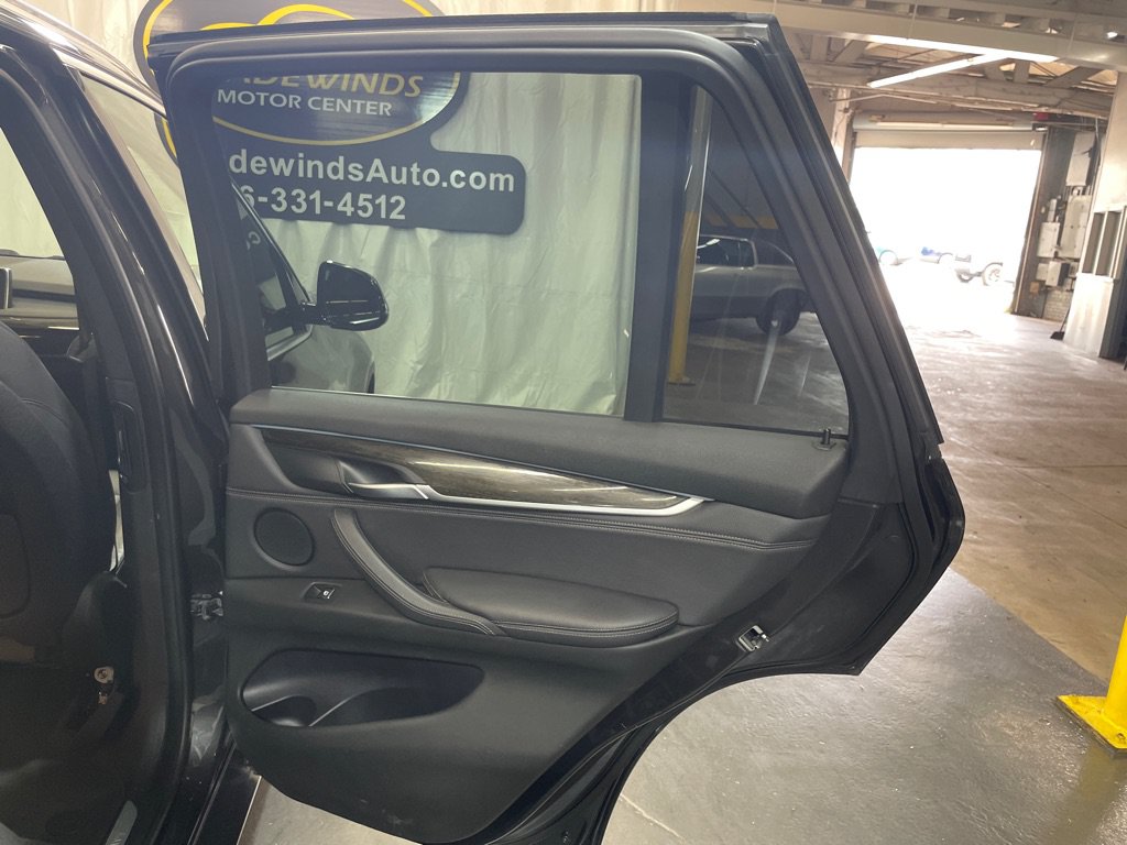 Used 2018 BMW X5 xDrive35i w/ Driving Assistance Package AWD/4WD image 34