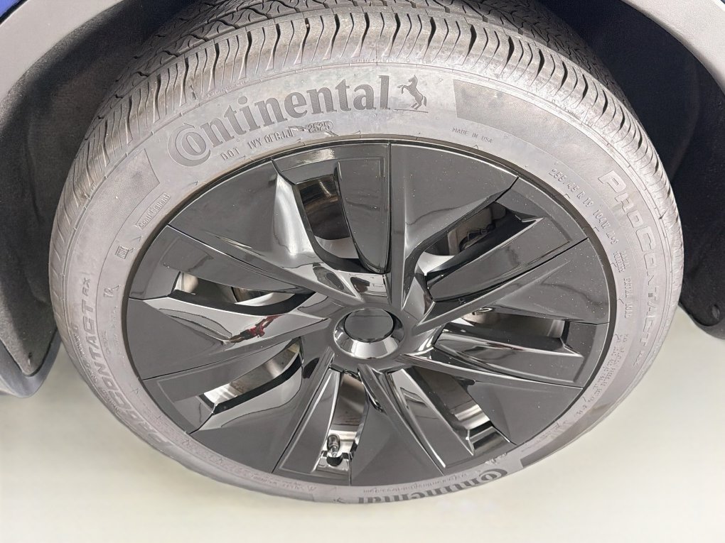 Used 2020 Tesla Model Y Long Range AWD/4WD image 26