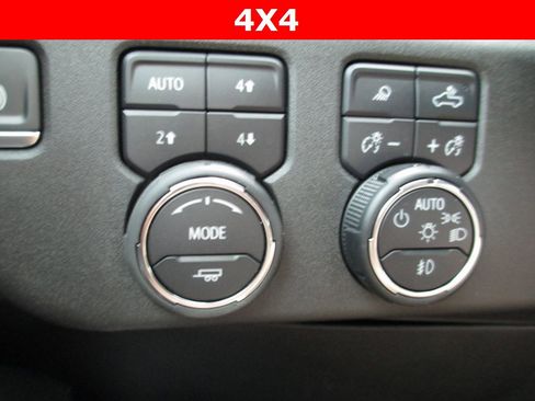 Used 2024 Chevrolet Silverado 3500 High Country w/ High Country Premium Package image 30