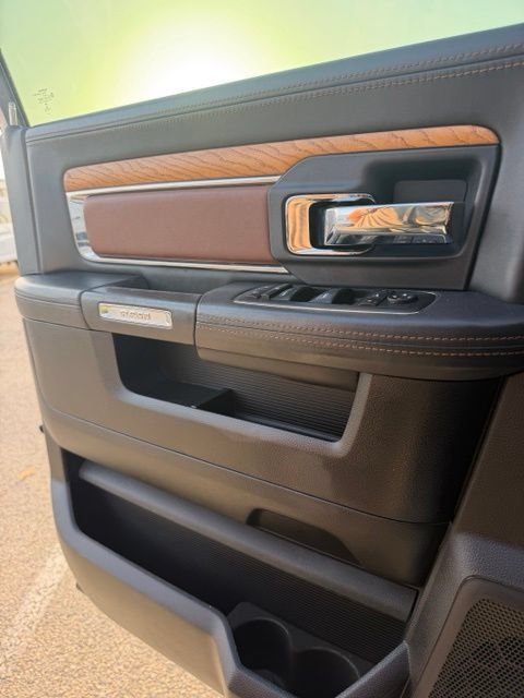 Used 2018 RAM 2500 Longhorn w/ Convenience Group AWD/4WD image 25