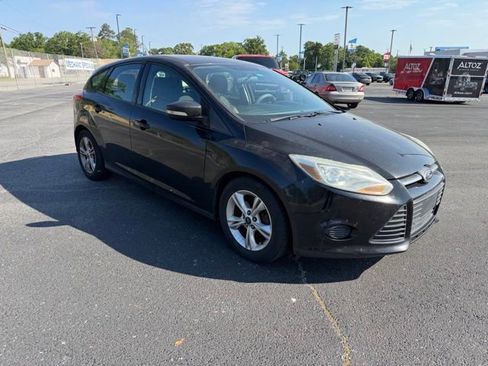 Used 2014 Ford Focus SE image 5