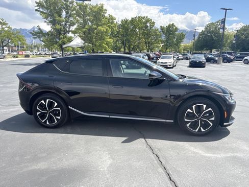 Used 2023 Kia EV6 Wind w/ Wind Technology Package AWD/4WD image 5