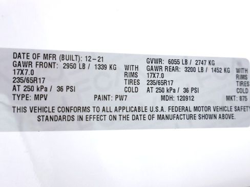 Used 2022 Chrysler Voyager LX image 42