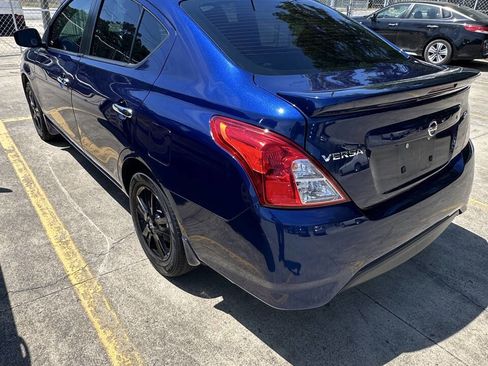 Used 2019 Nissan Versa SV image 4