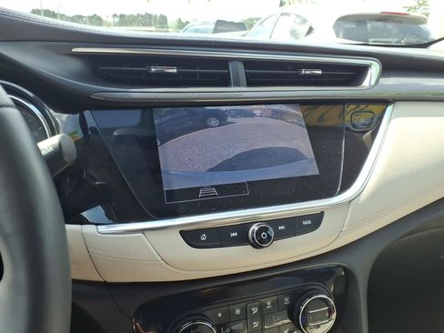 Used 2022 Buick Encore GX Select w/ Sport Touring Package FWD image 23