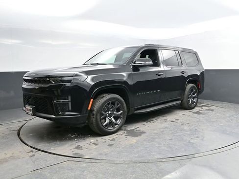 New 2026 Jeep Grand Wagoneer Limited AWD/4WD image 3
