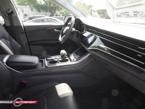 Used 2019 Audi Q8 Prestige image 35