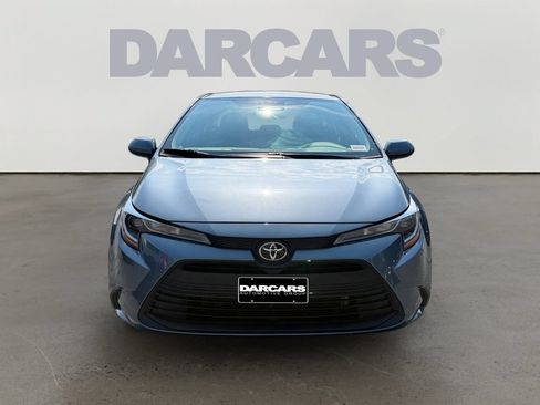 Used 2024 Toyota Corolla LE FWD image 2