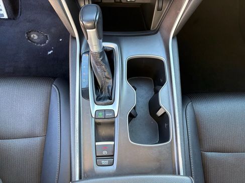 Used 2019 Honda Accord Sport image 21