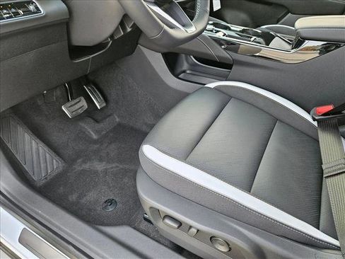 New 2026 Buick Envision Sport Touring image 4