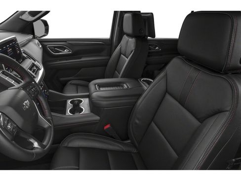 Used 2023 Chevrolet Suburban RST AWD/4WD image 7