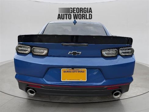 Used 2020 Chevrolet Camaro SS RWD image 13