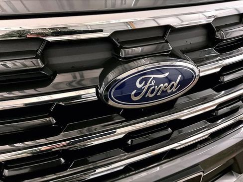 New 2026 Ford Explorer Active AWD/4WD image 30