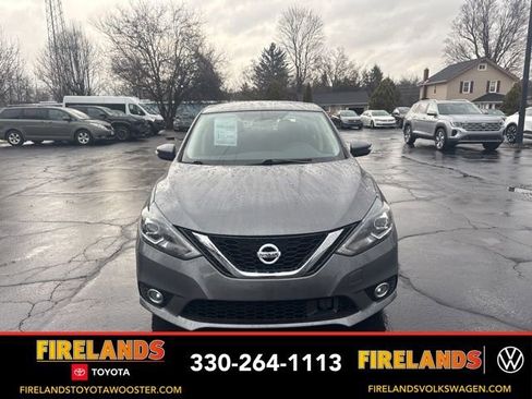 Used 2019 Nissan Sentra SR image 2