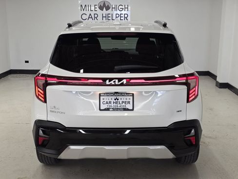 Used 2024 Kia Seltos S AWD/4WD image 9