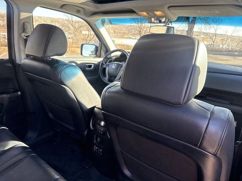 Used 2013 Honda Pilot Touring image 28