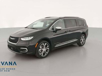 New 2026 Chrysler Pacifica Pinnacle
