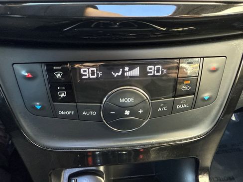 Used 2016 Nissan Sentra SL w/ Technology Package image 16