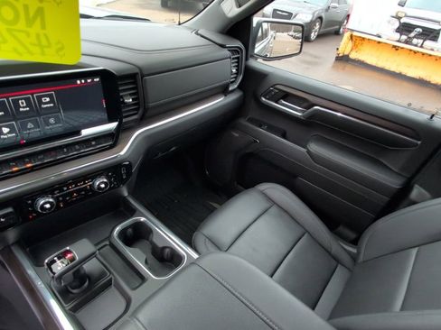 Used 2023 GMC Sierra 1500 SLT w/ SLT Premium Plus Package image 22