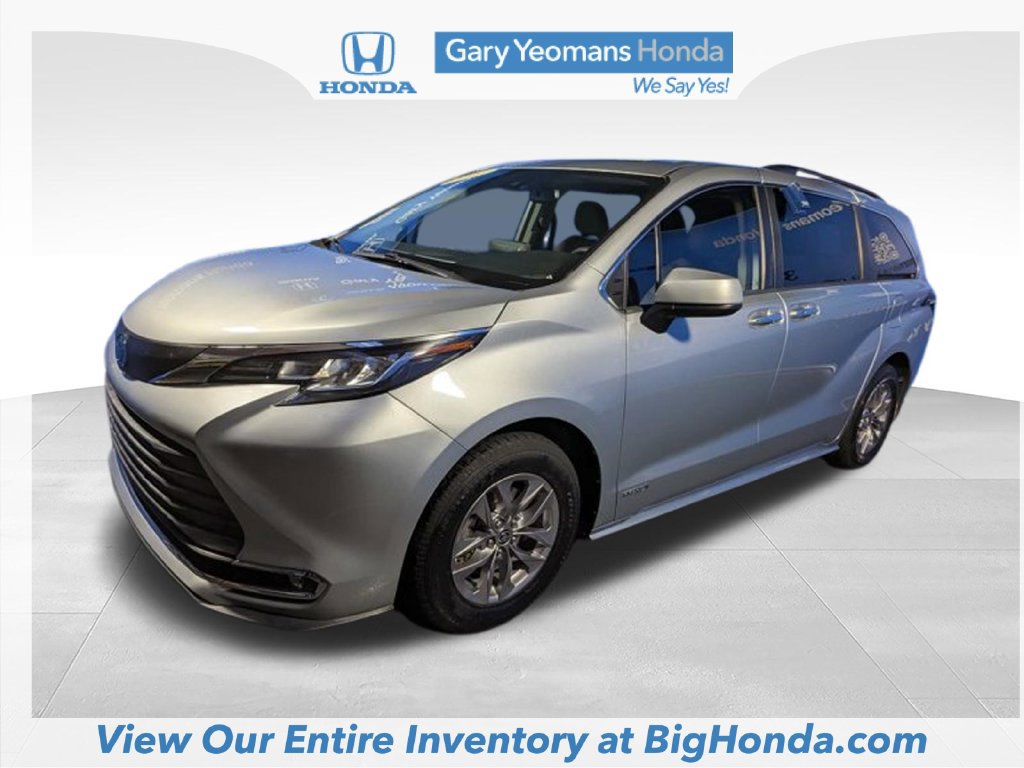 Used 2021 Toyota Sienna XLE FWD image 10