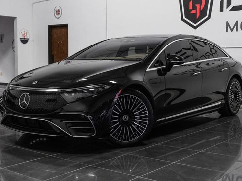 Used 2022 Mercedes-Benz EQS 580 4MATIC Sedan image 4