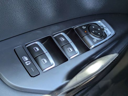 Used 2026 Kia K5 LXS FWD image 11