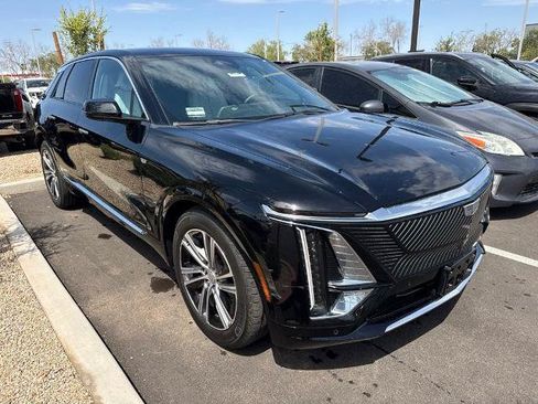 Used 2023 Cadillac Lyriq 2WD image 1